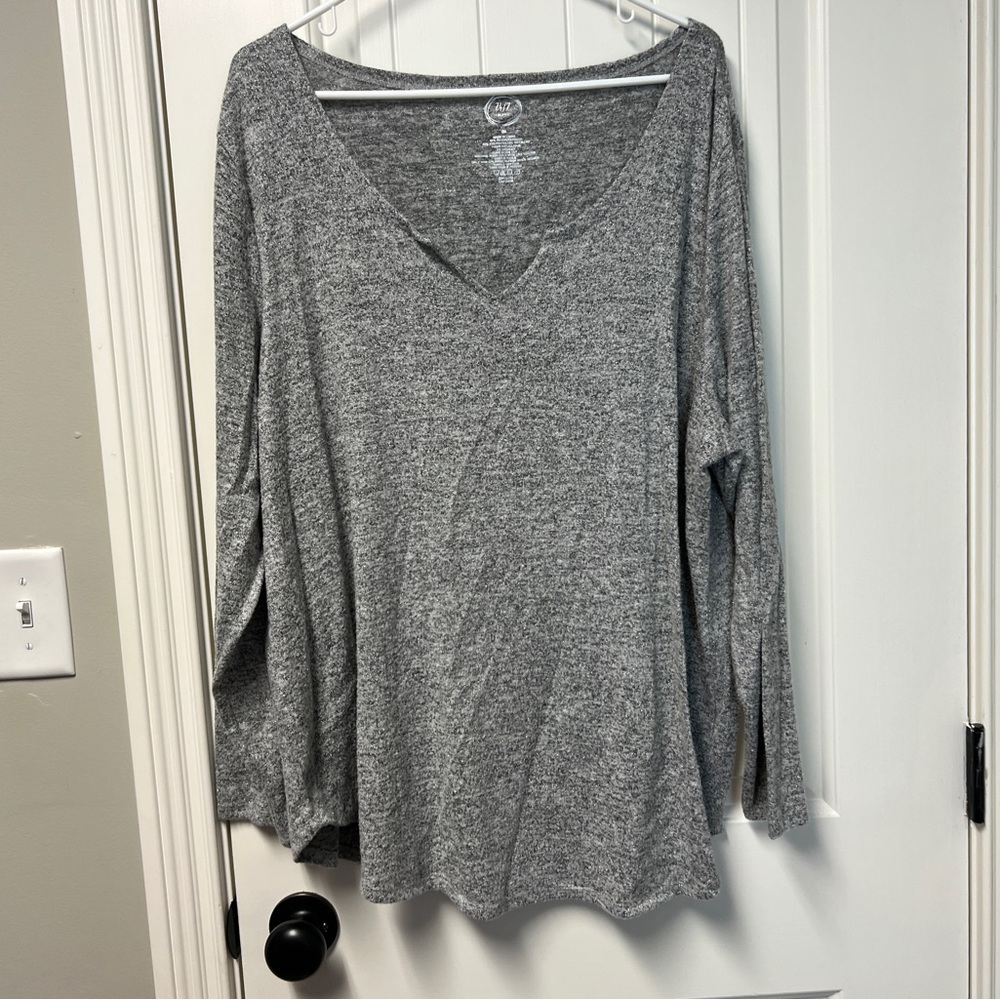 Maurice’s Gray Sweater